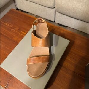 Antelope Fanny wedge. Size 40 (9.5 US size) Leather